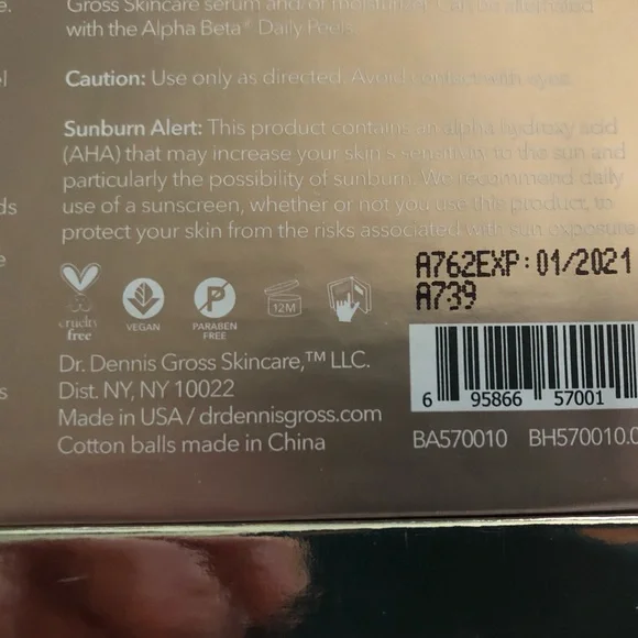 NIB dr dennis gross clinical grade resurfacing liquid peel - Picture 6 of 12